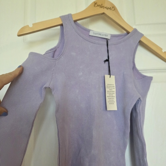 Daydreamer Rebel Girl Cold Shoulder Crop Top Lilac Haze Mineral Size XS - Picture 4 of 12